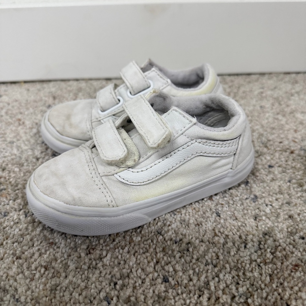 Vans Old Skool toddler size 7 in white